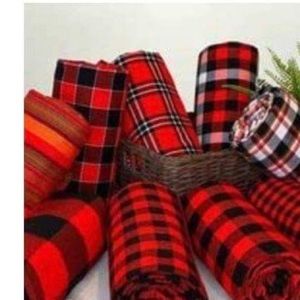 Maasai shuka/ blanket/Maasai travel blankets/ picnic/ throw/ shawl/Beach